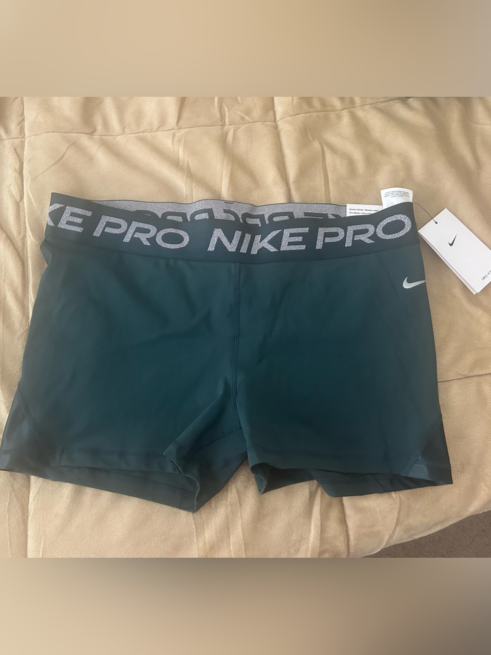 Women’s Nike Compression Shorts Bundle-Blue, Neon Yellow, Peach, Red, Army Green - Picture 6 of 6